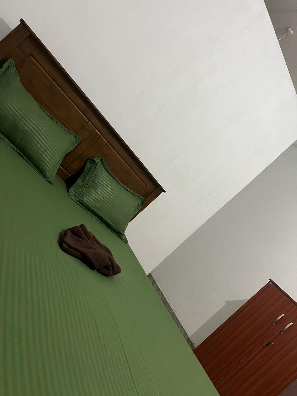 Honey Beach Hostel Negombo Kültér fotó