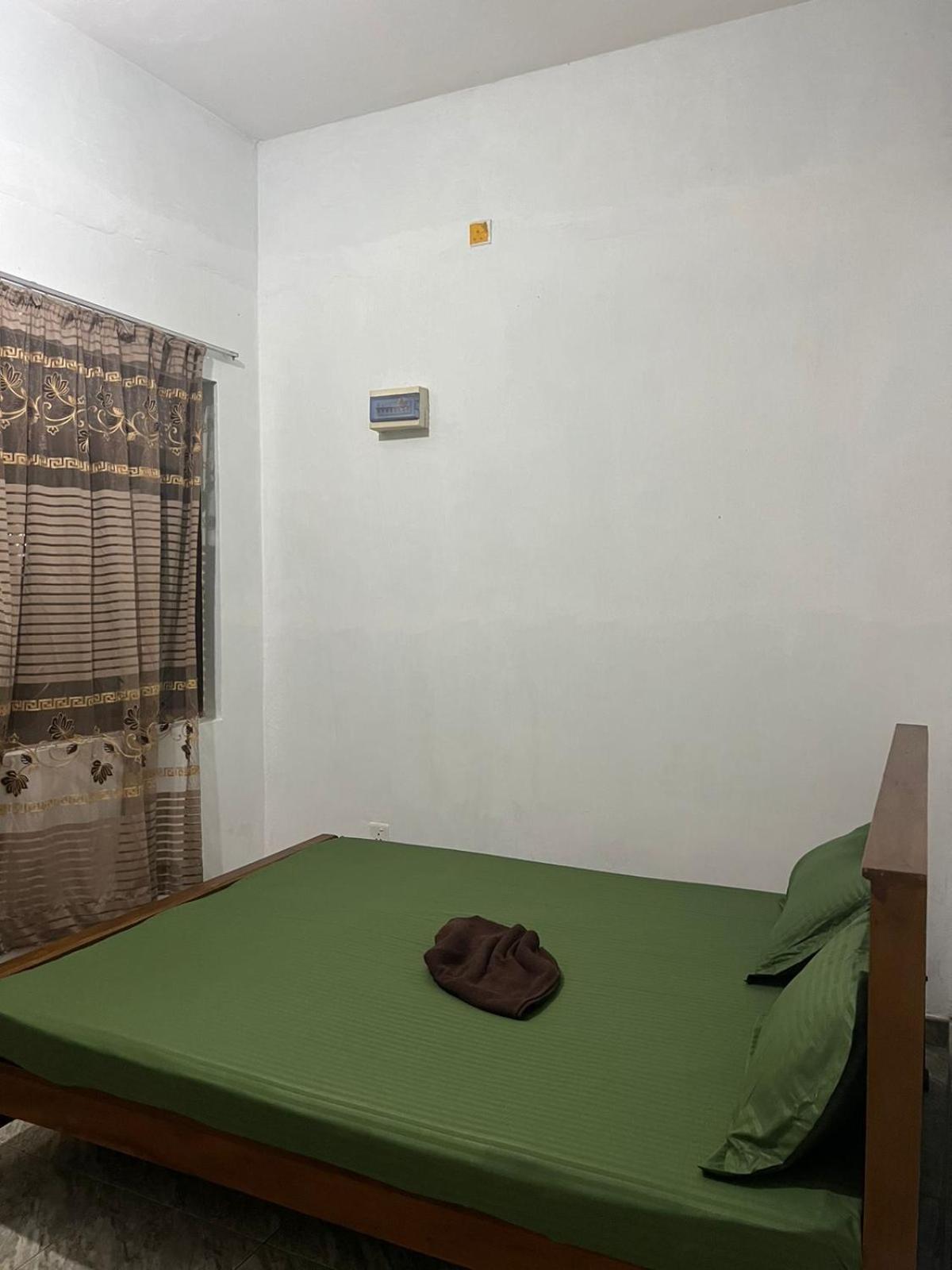 Honey Beach Hostel Negombo Kültér fotó