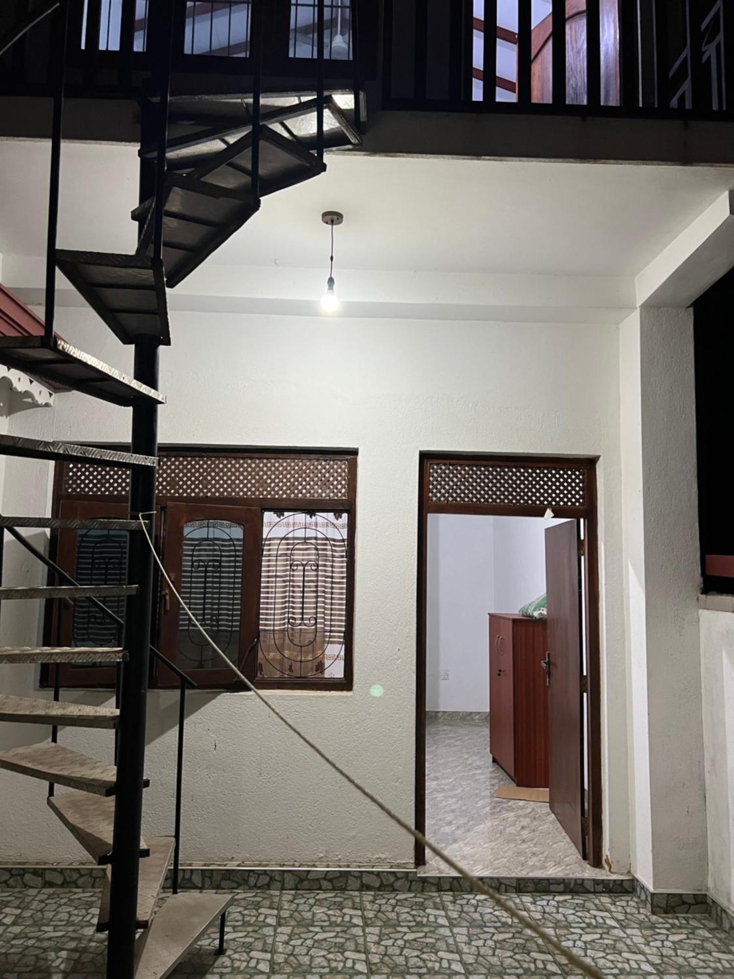 Honey Beach Hostel Negombo Kültér fotó